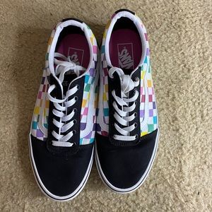 Woman Size 10 Vans